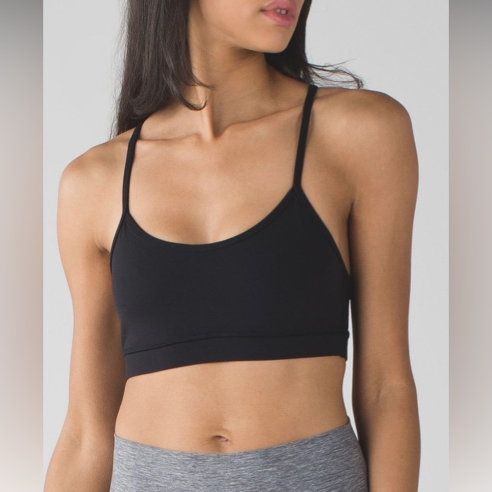 Lululemon flow y bra 6 EUC